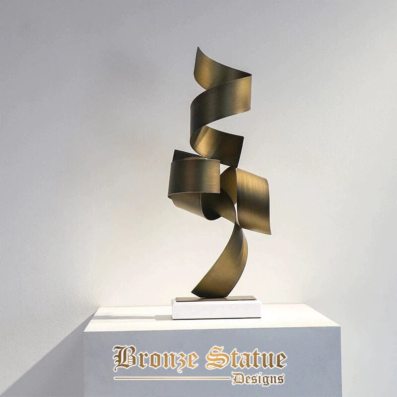 Scultura astratta in metallo arte moderna statue d'oro base in marmo artigianato per la decorazione della casa dell'hotel bar arredamento scrivania ornamenti regalo