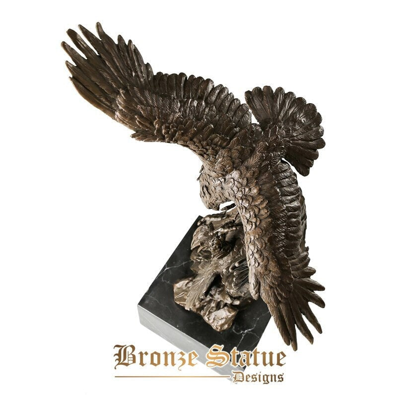 Spread wings bronze eagle statue sculpture hot cast hawk animal figurine modern art fine office table living room decoration