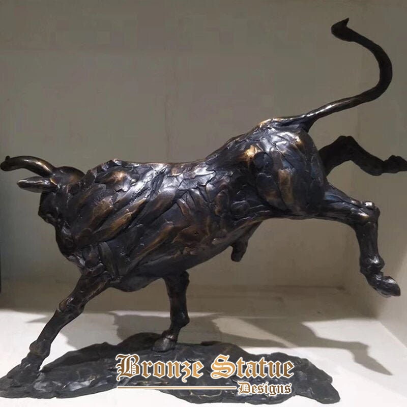 Wall street bronze bull statue wall street charging bull sculpture bronze cast bull statues for home office decoration gift craf