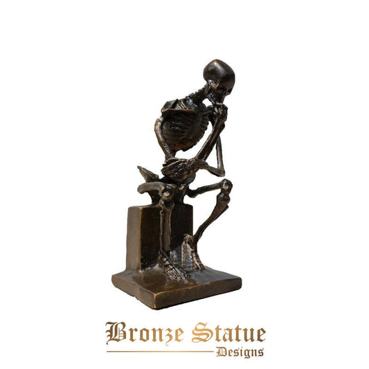 Escultura de esqueleto sentado em bronze moderna estátua de pensador de crânio de osso de bronze arte abstrata coleção arte decoração para casa ornamentos de presente
