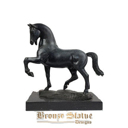 Statua di cavallo in bronzo su base in marmo grande scultura di cavallo in bronzo animali statue in bronzo giardino casa scultura d'arte moderna arredamento