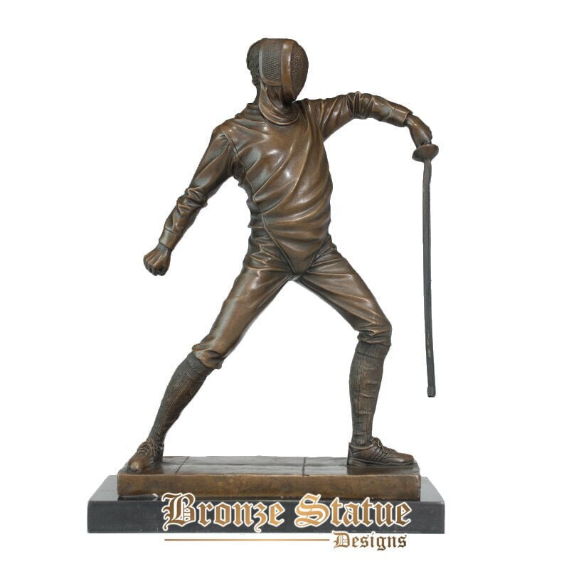 Bronze fencing defending statue western fencer copper sculpture modern art swordsman bronze figurine for club decoration
