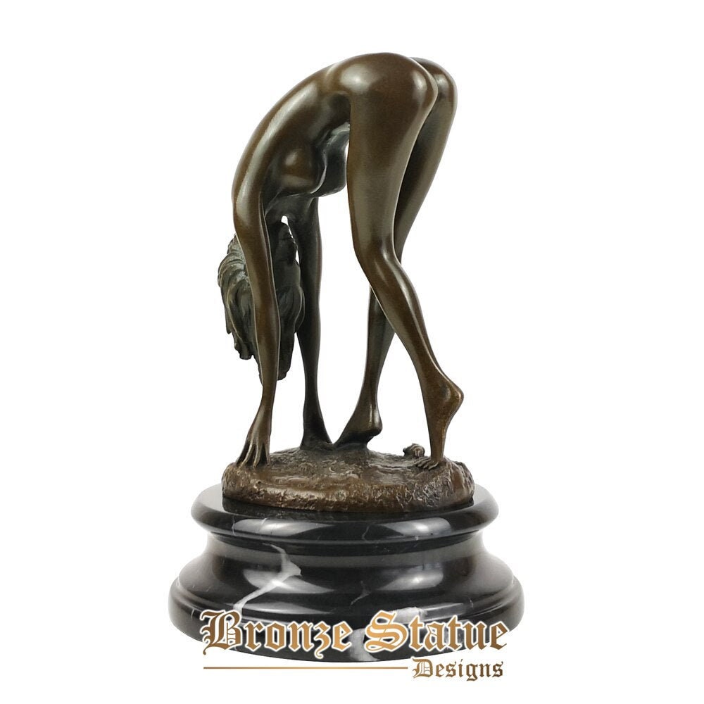 Arte erótica mulher nua curvada sobre estátua de bronze escultura feminina nua ocidental estatueta colecionável