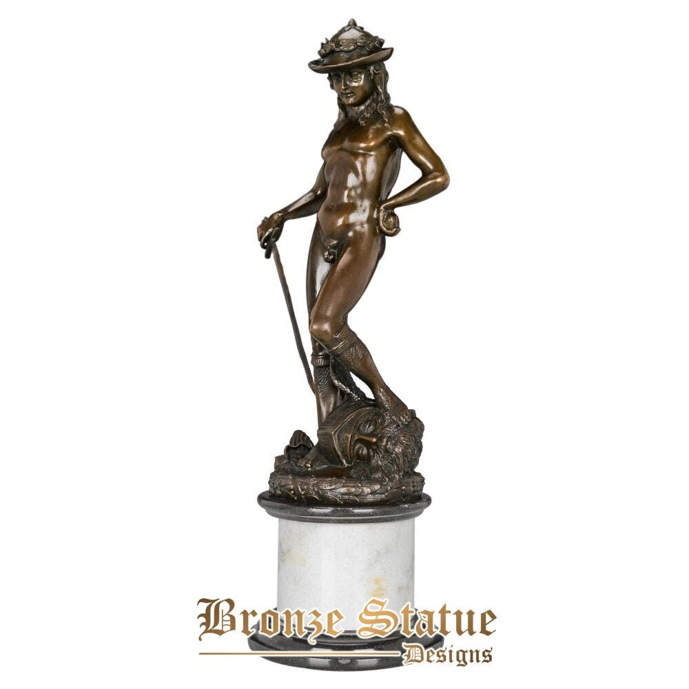 Grande david com a estátua da espada pelo famoso escultor Donatello réplica escultura antiga estatueta clássica arte decoração para casa