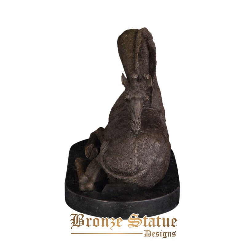 Statua di bronzo di giraffa sdraiata scultura animale della fauna selvatica figurine d'arte per l'ornamento della decorazione della camera dei bambini al coperto